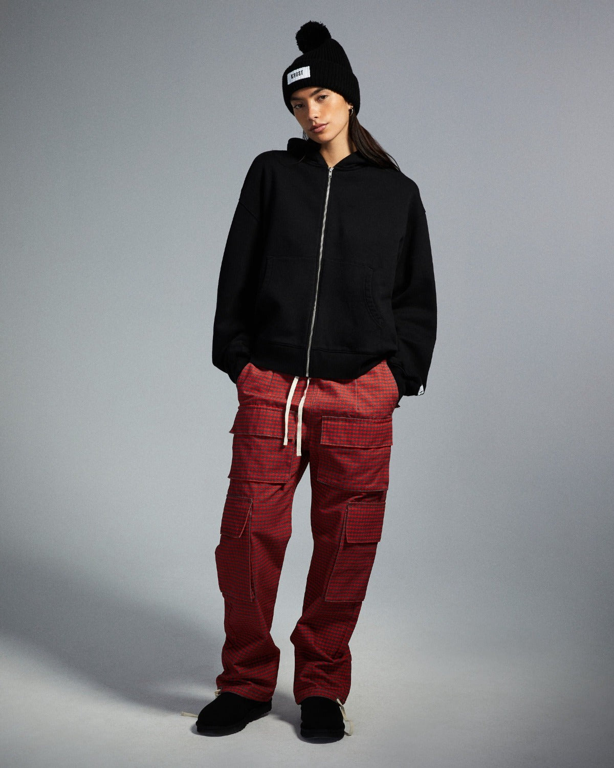 Red cargo pants  Red cargo pants, Red cargo pants outfit, Black